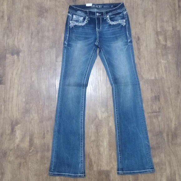 Grace in LA Women's 27 Embellished Shimmer Distressed Fade Boot Cut NWT - Picture 3 of 8